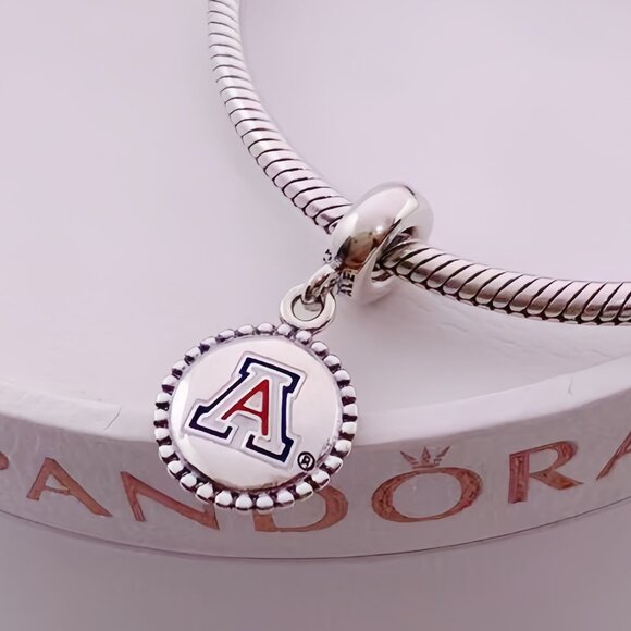 Pandora Arizona Wildcats Exclusive Charm - Picture 1 of 2